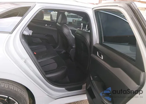 2021 Kia K5 Gt-Line z USA, uszkodzony, nr VIN 5XXG64J24MG003301